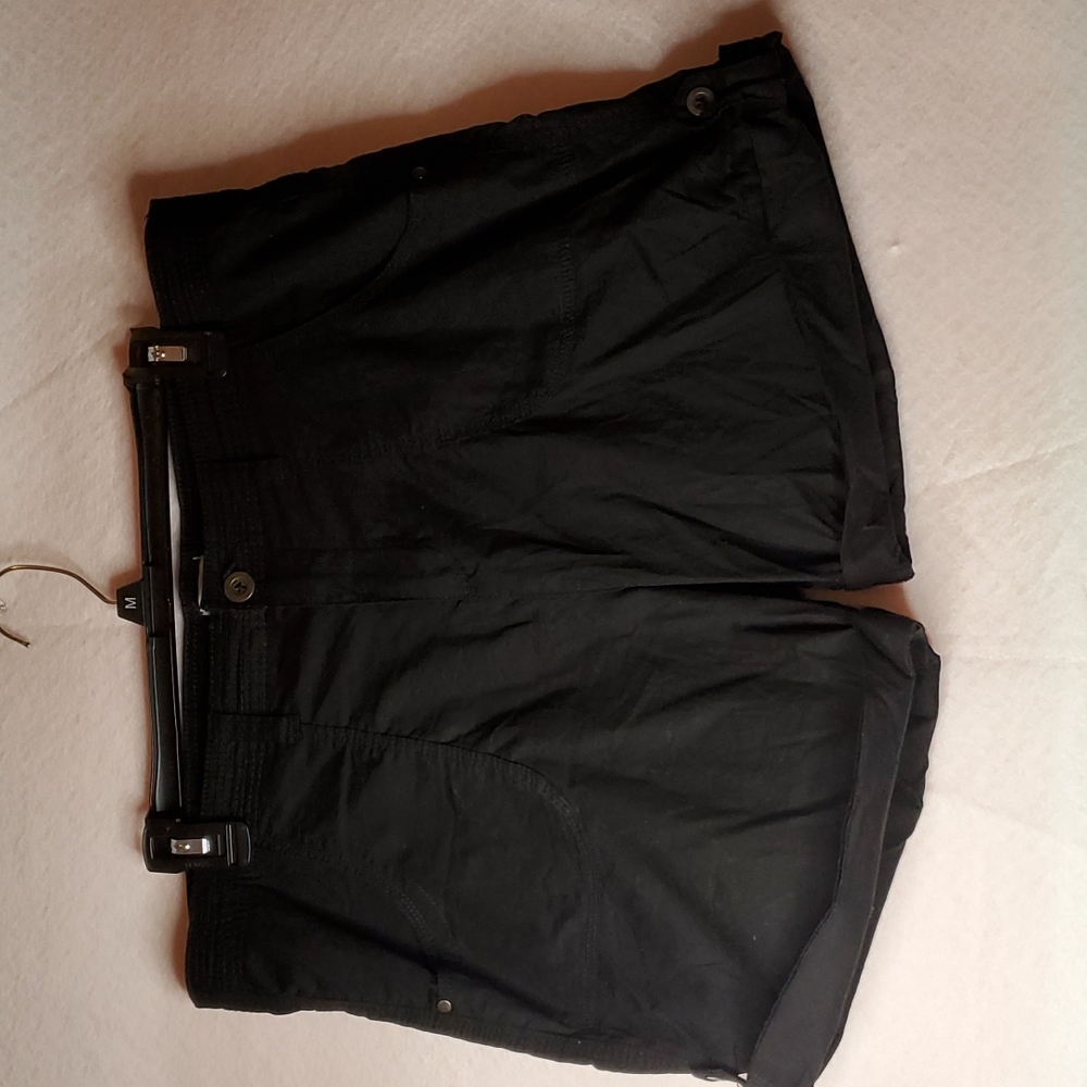 Women black strectch shorts size 12